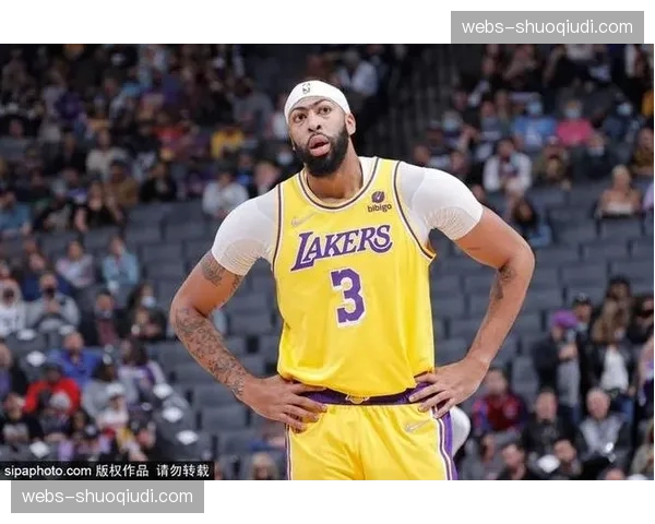 布莱斯麦克高文斯腹部拉伤出战成疑 鹈鹕年轻锋线成长进程受阻